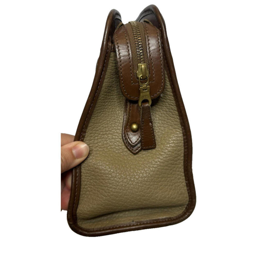 Vtg Dooney and Bourke Pebbled Leather Beige British Tan Satchel Handbag No Strap - Picture 5 of 9
